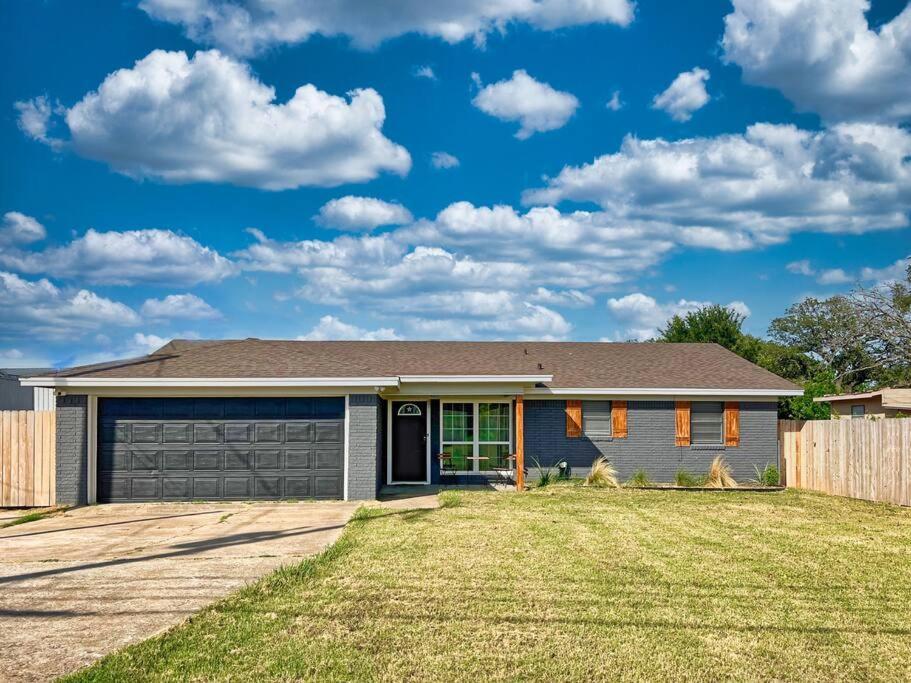 New Cozy Home 10 Min To Magnolia And Baylor Waco Eksteriør billede